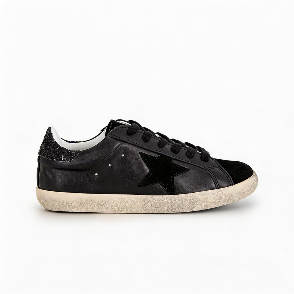 Women’s Black Star Patch Sneakers - Comfy Low-Top Lace-Ups
