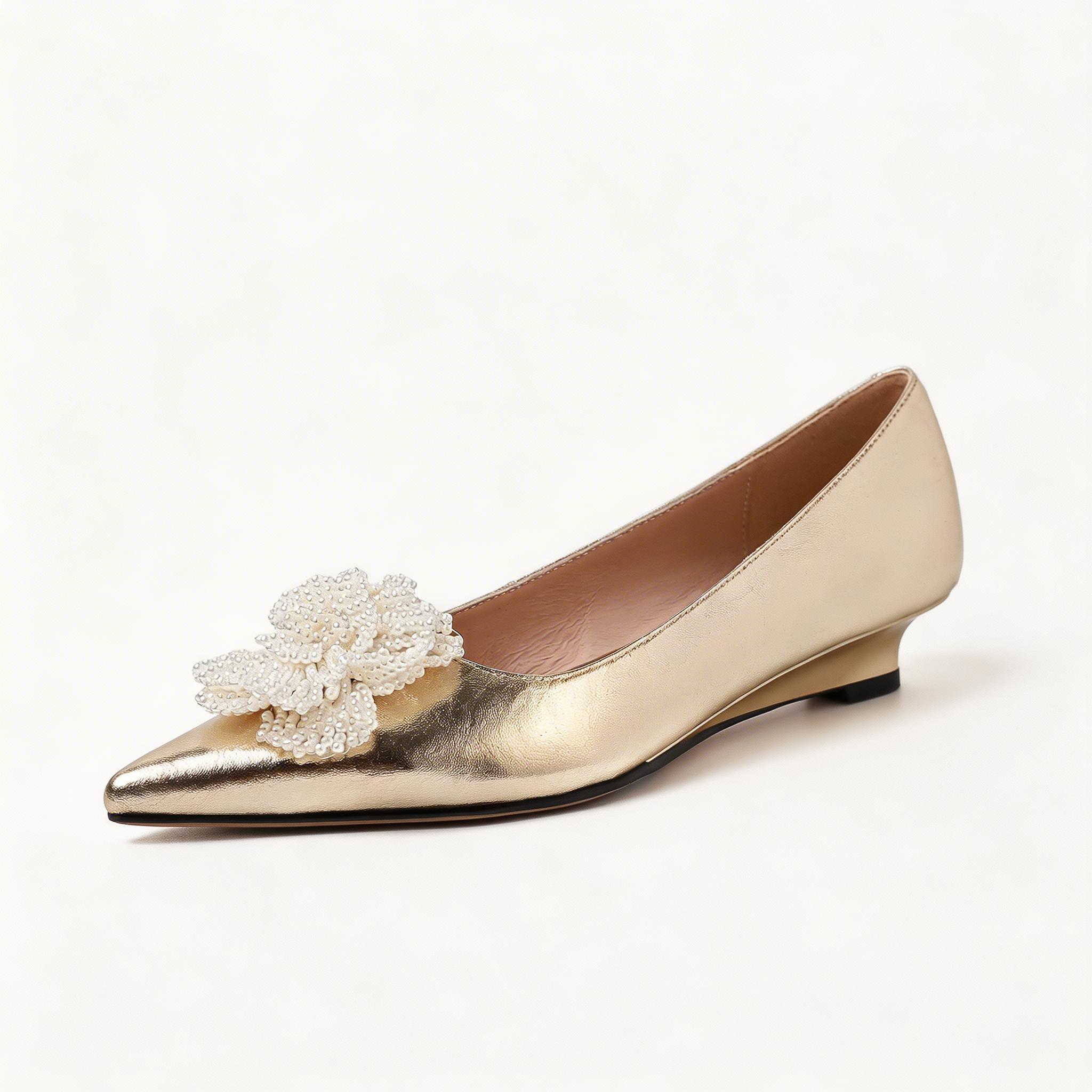 Vintage Floral Pointed Toe Kitten Heels for Women – Leather Low Heel Pump